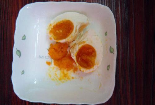 腌咸鸡蛋的方法视频,腌咸鸡蛋传统工艺揭秘